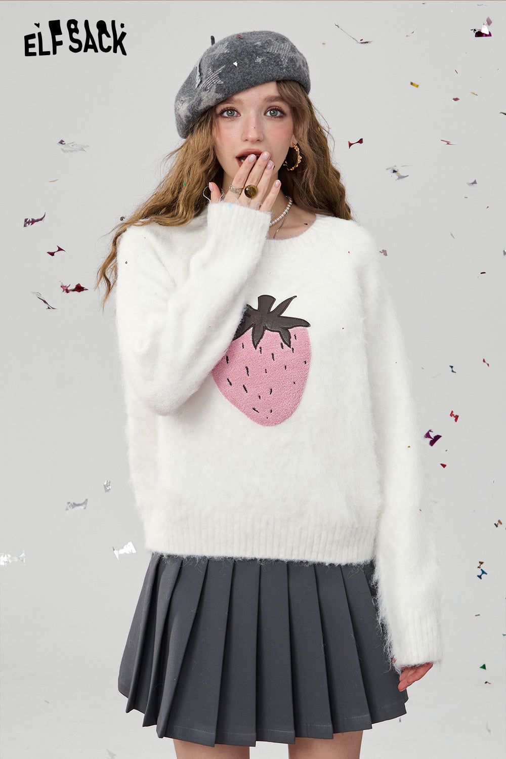 ELFSACK Loose Soft Warm Pink Strawberry Applique Fluffy Sweater