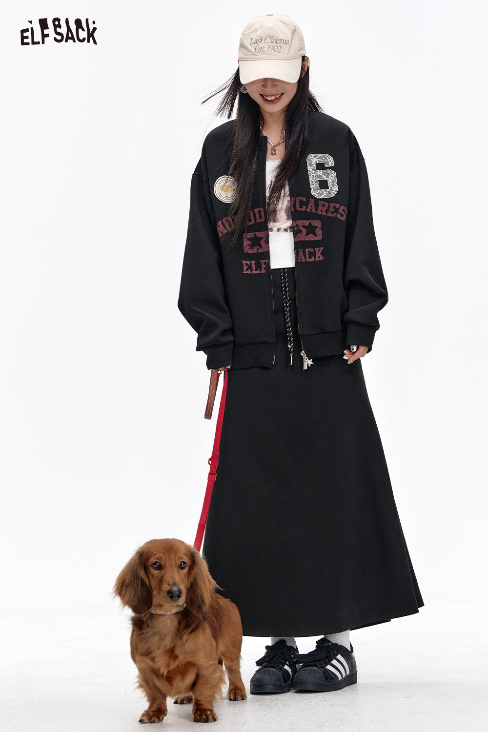 ELFSACK Sweet and cool black printed skirt baseball jacket two-piece suit