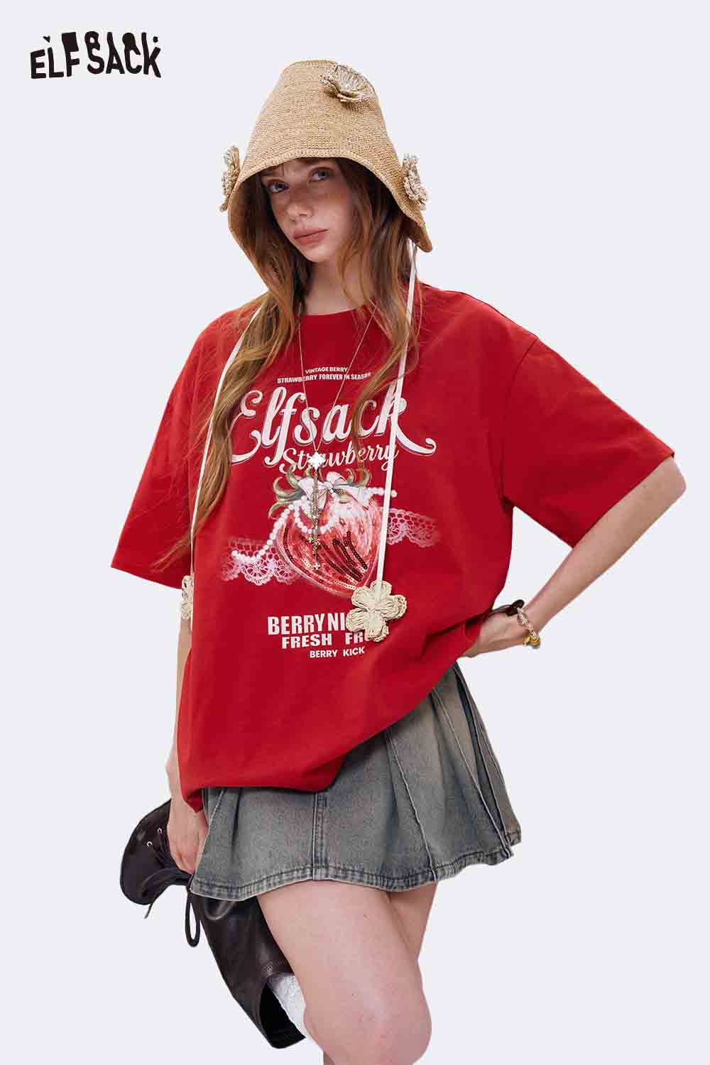 ELFSACK Strawberry Sequin Embroidered Oversized T-Shirt
