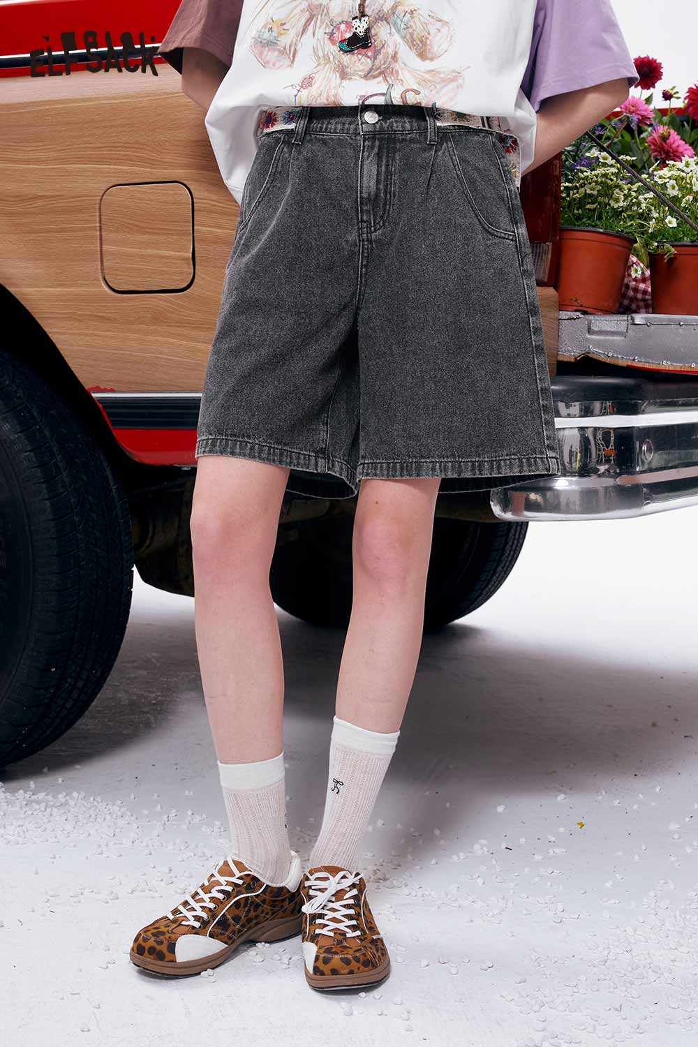 ELFSACK Vintage Straight Leg Denim Shorts