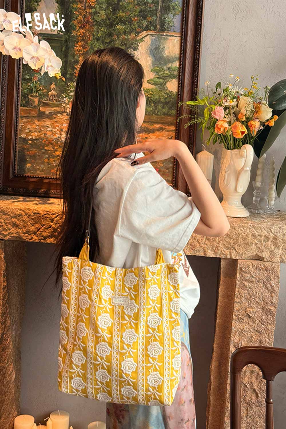 ELFSACK Rose Embroidery Canvas Tote Bag