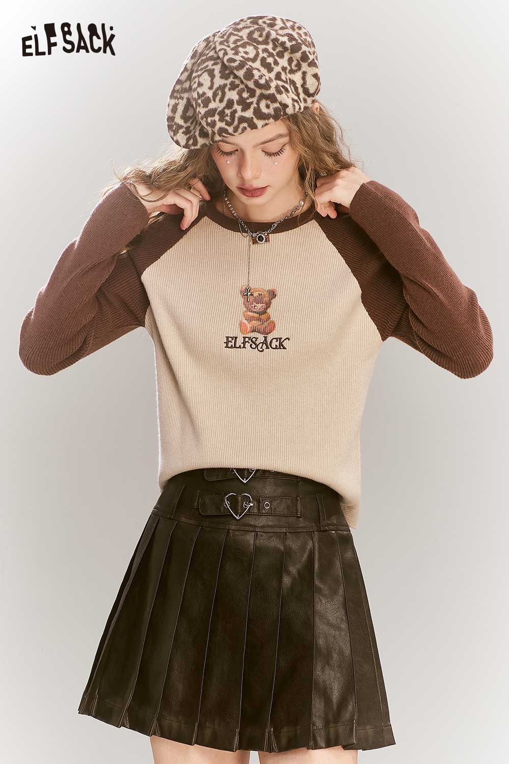 ELFSACK Angora Red Color Block Graphic Knit Slim Fit Base Layer