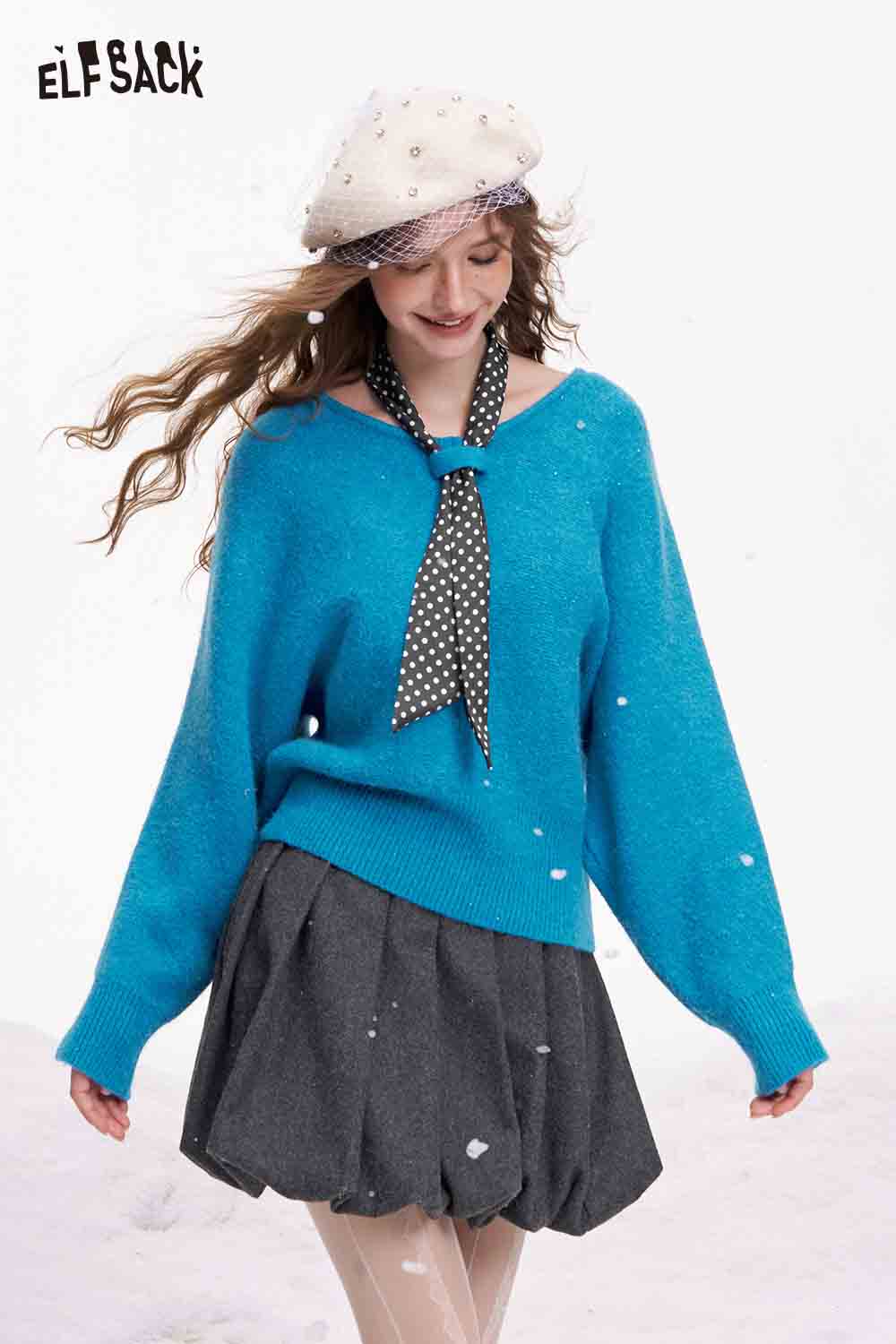 ELFSACK Design Loose Bat Sleeve Wide Neckline Polka Dot Tie Sweater