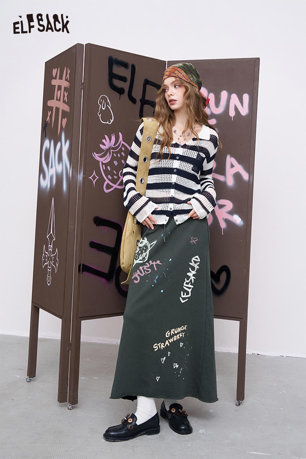 ELFSACK Blend High Waist Adjustable Drawcord Street Art Typography Skirt