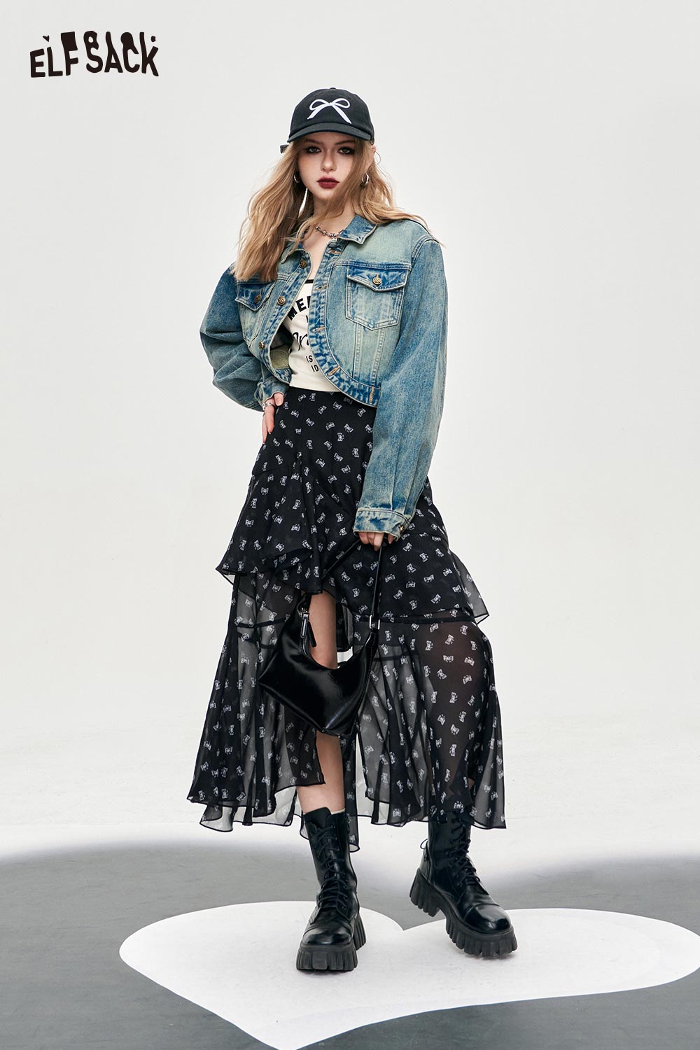 ELFSACK Bow Print High-Waist Slit Black Mid-Length Skirt