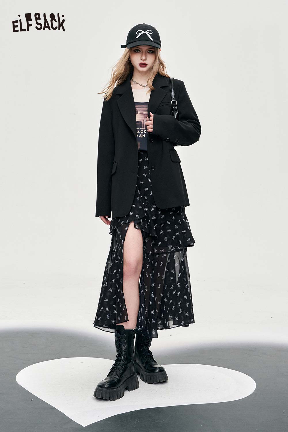 ELFSACK Bow Print High-Waist Slit Black Mid-Length Skirt