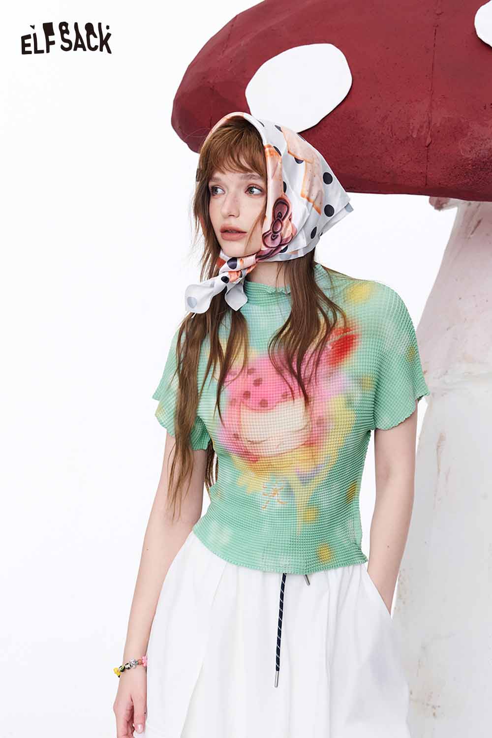ELFSACK Cartoon Print Half Turtleneck Mint Green Tee