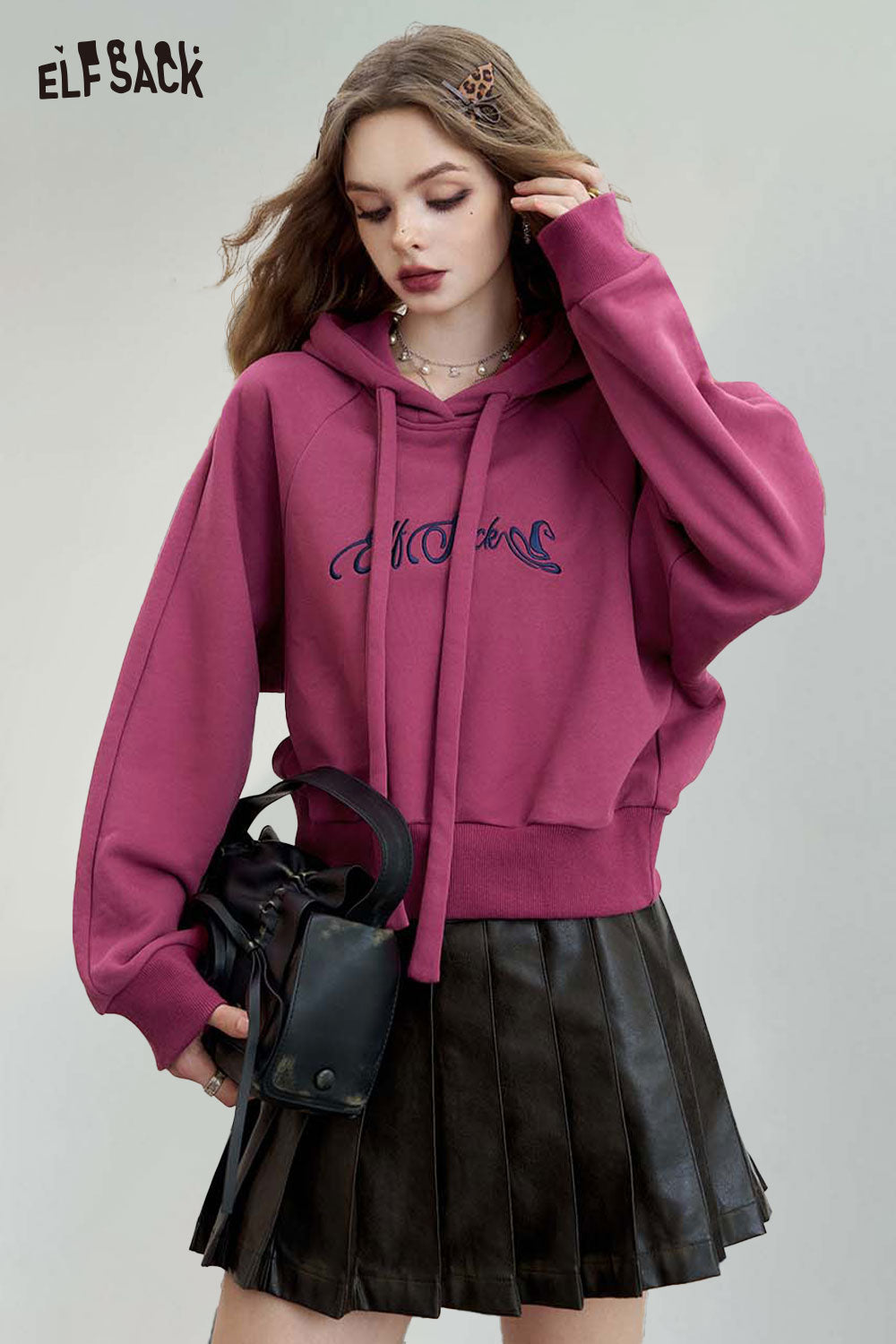 ELFSACK Casual Letter Graphic Solid Hooded Sweatshirt