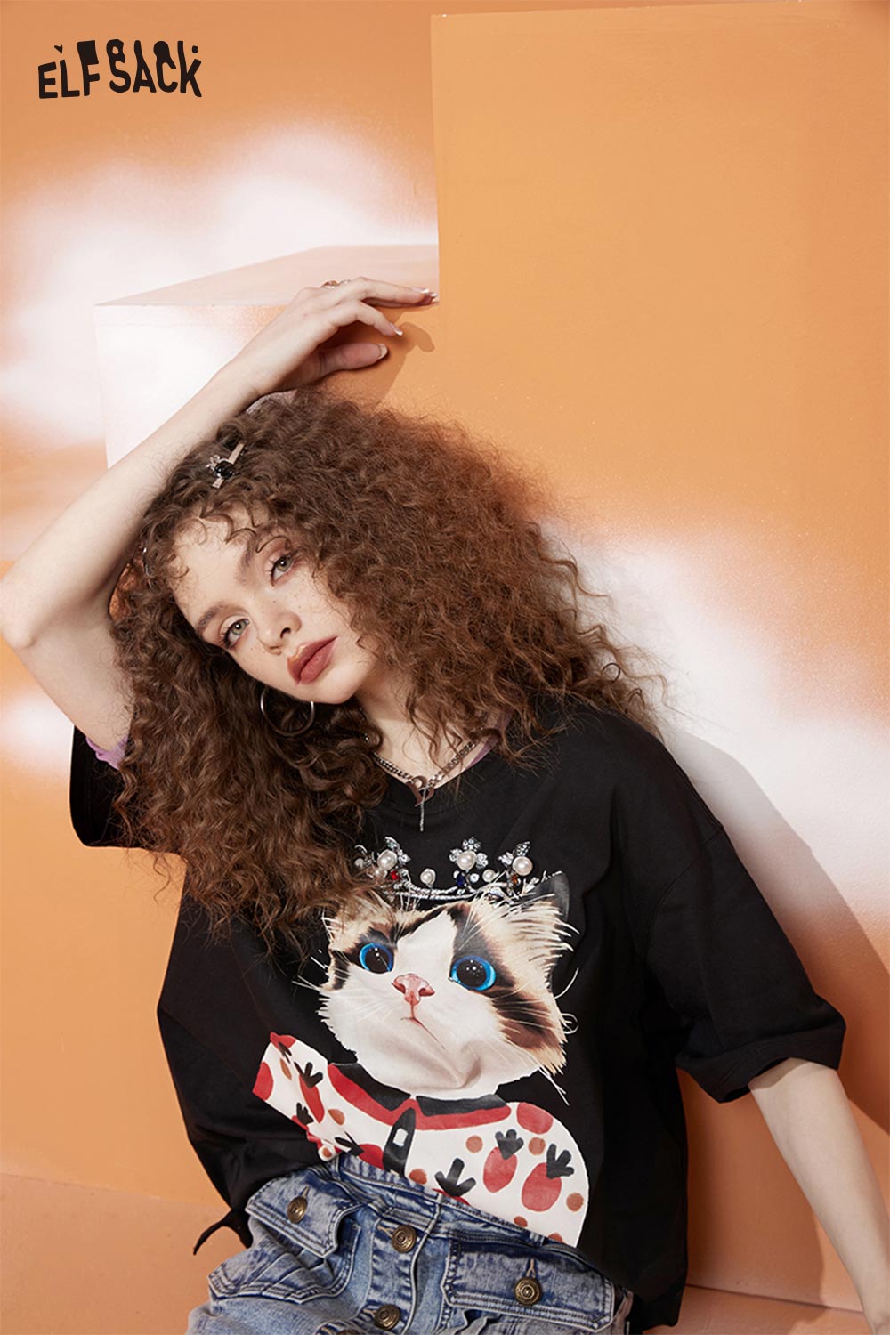 ELFSACK Cat Print Black Loose Casual Crewneck T-Shirt