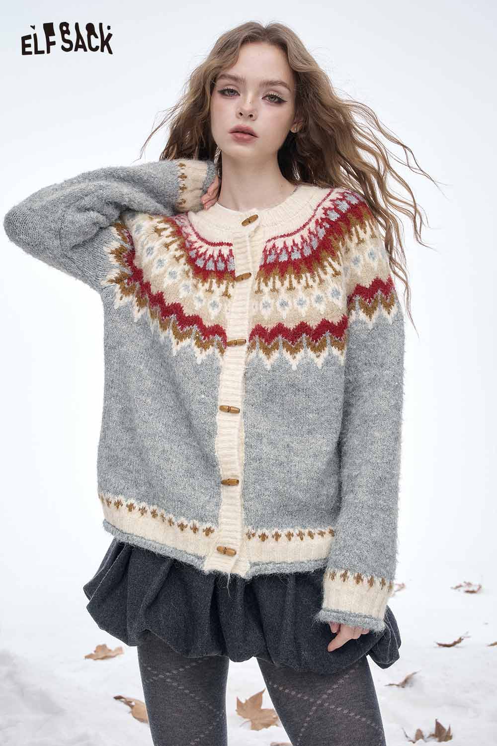 ELFSACK Soft Christmas Party Striped Toggle Round Neck Sweater