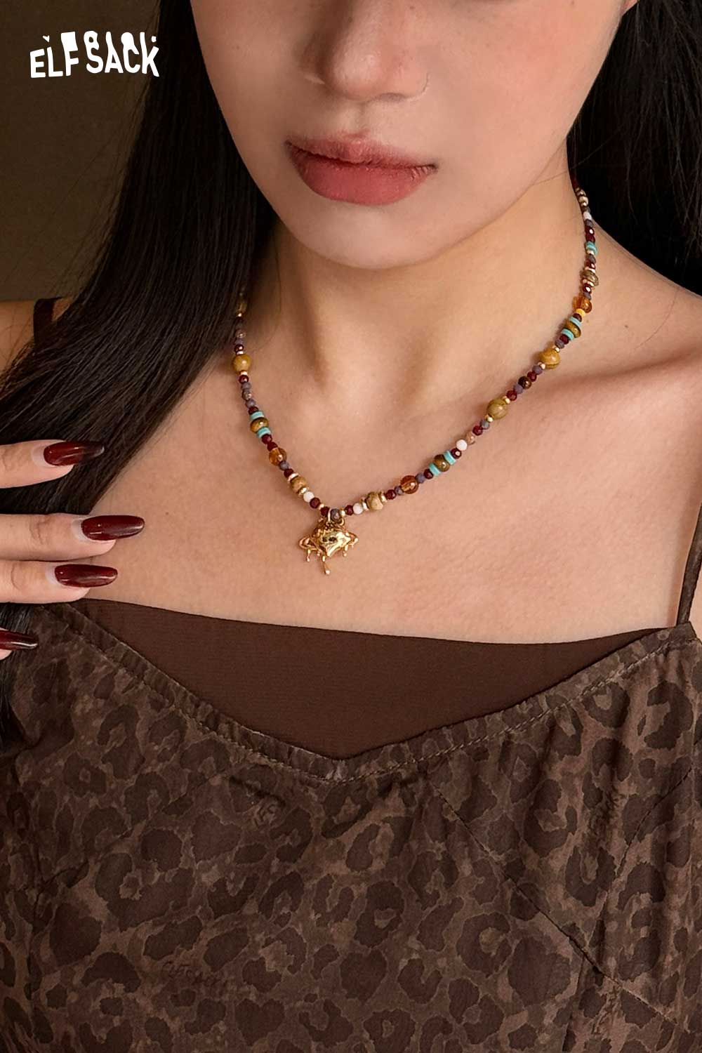 ELFSACK Colorful Beaded Heart Pendant Necklace Handmade Retro Choker