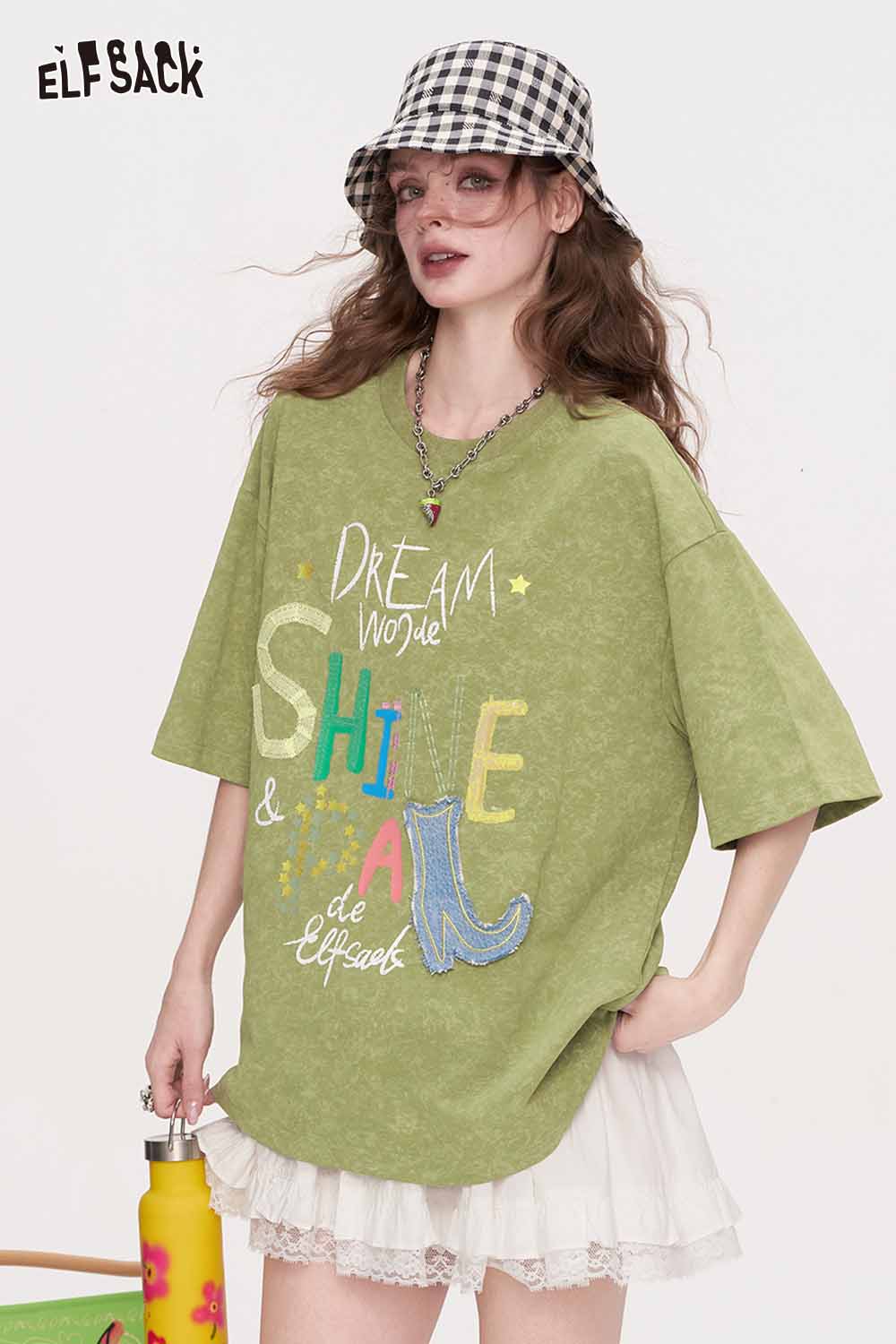 ELFSACK Colorful Letter Denim Patch Oversized Tee