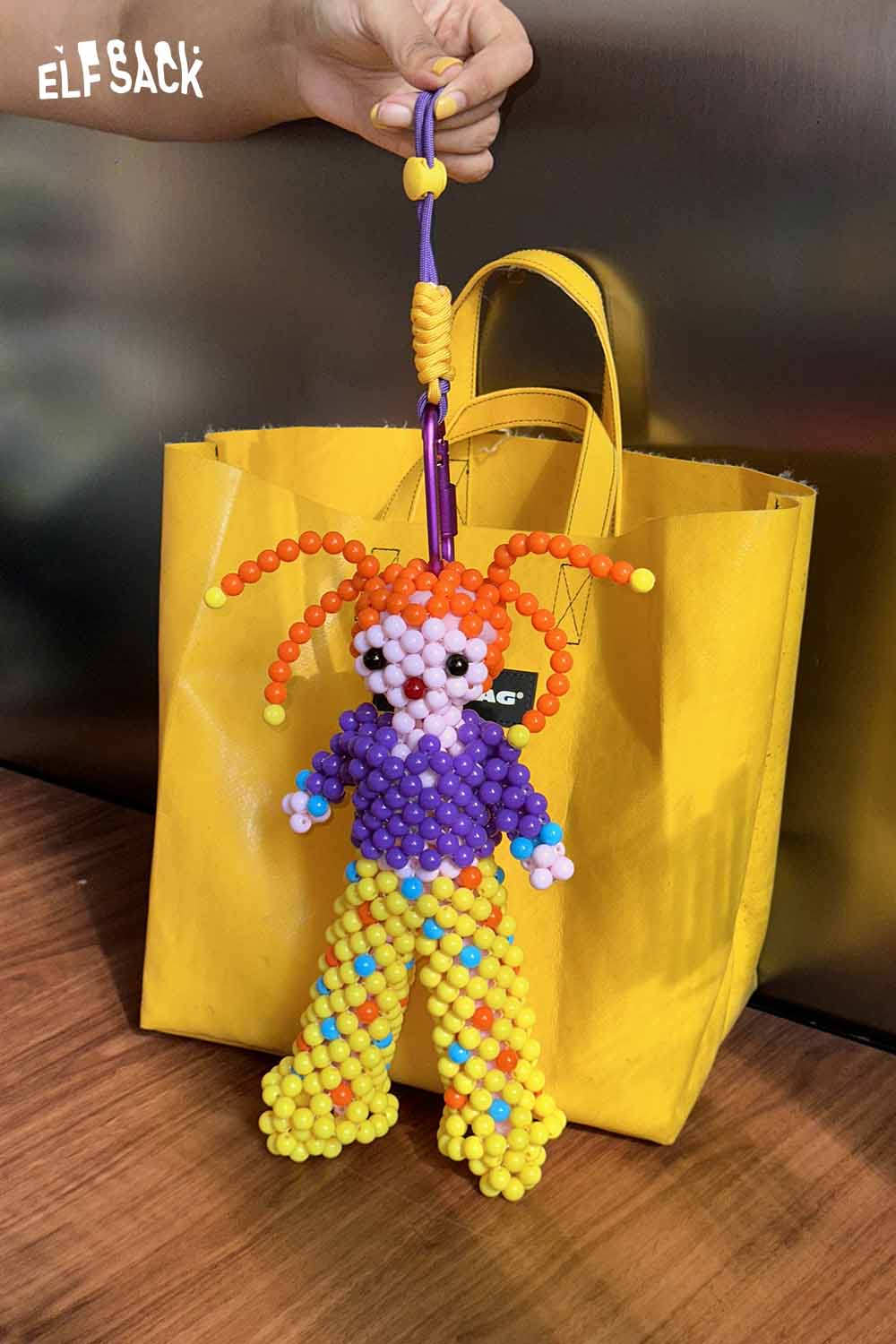 ELFSACK Colorful Whimsical Dopamine Cartoon Bead Doll Keychain