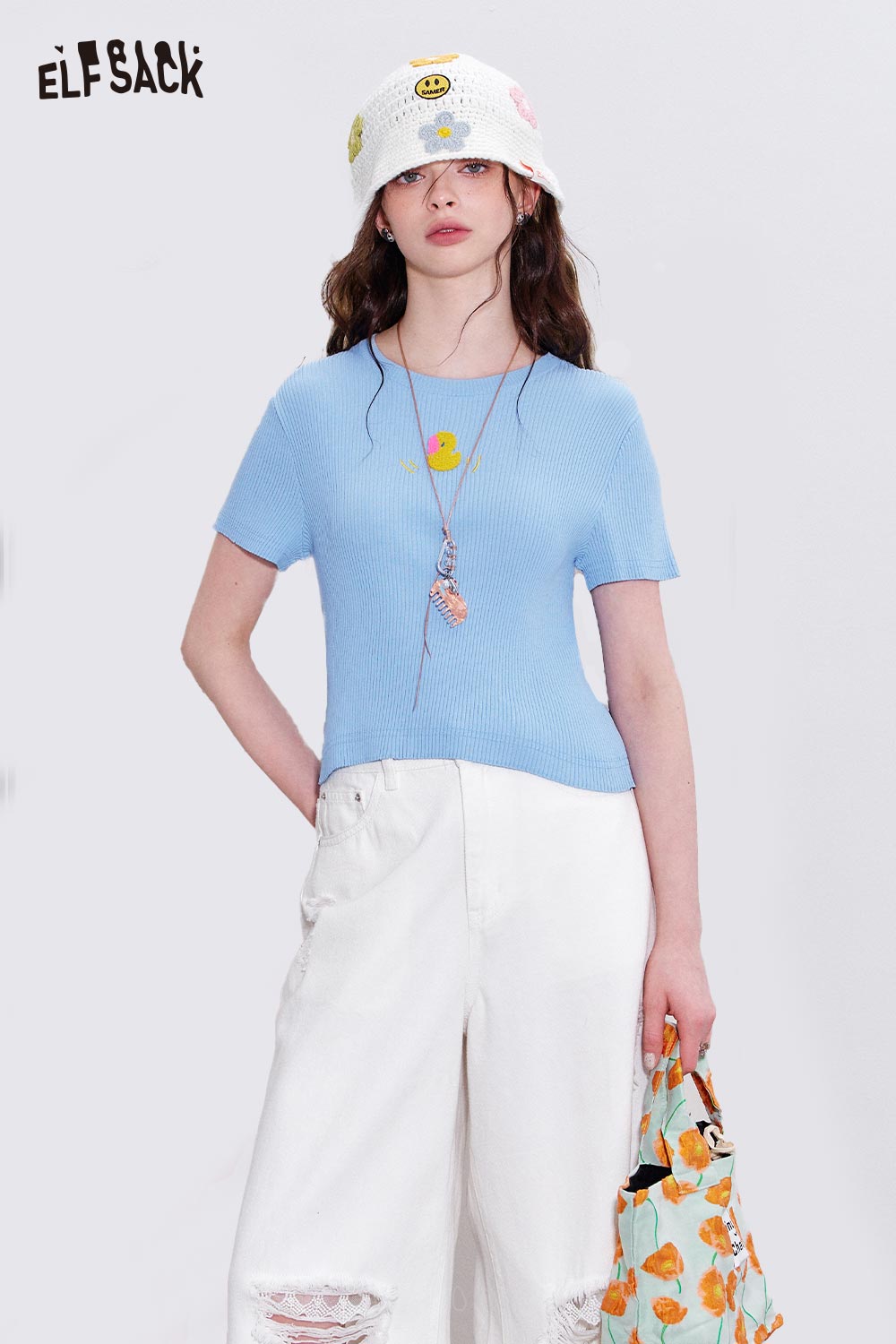 ELFSACK Cotton Blend Duck Embroidery Knit Top