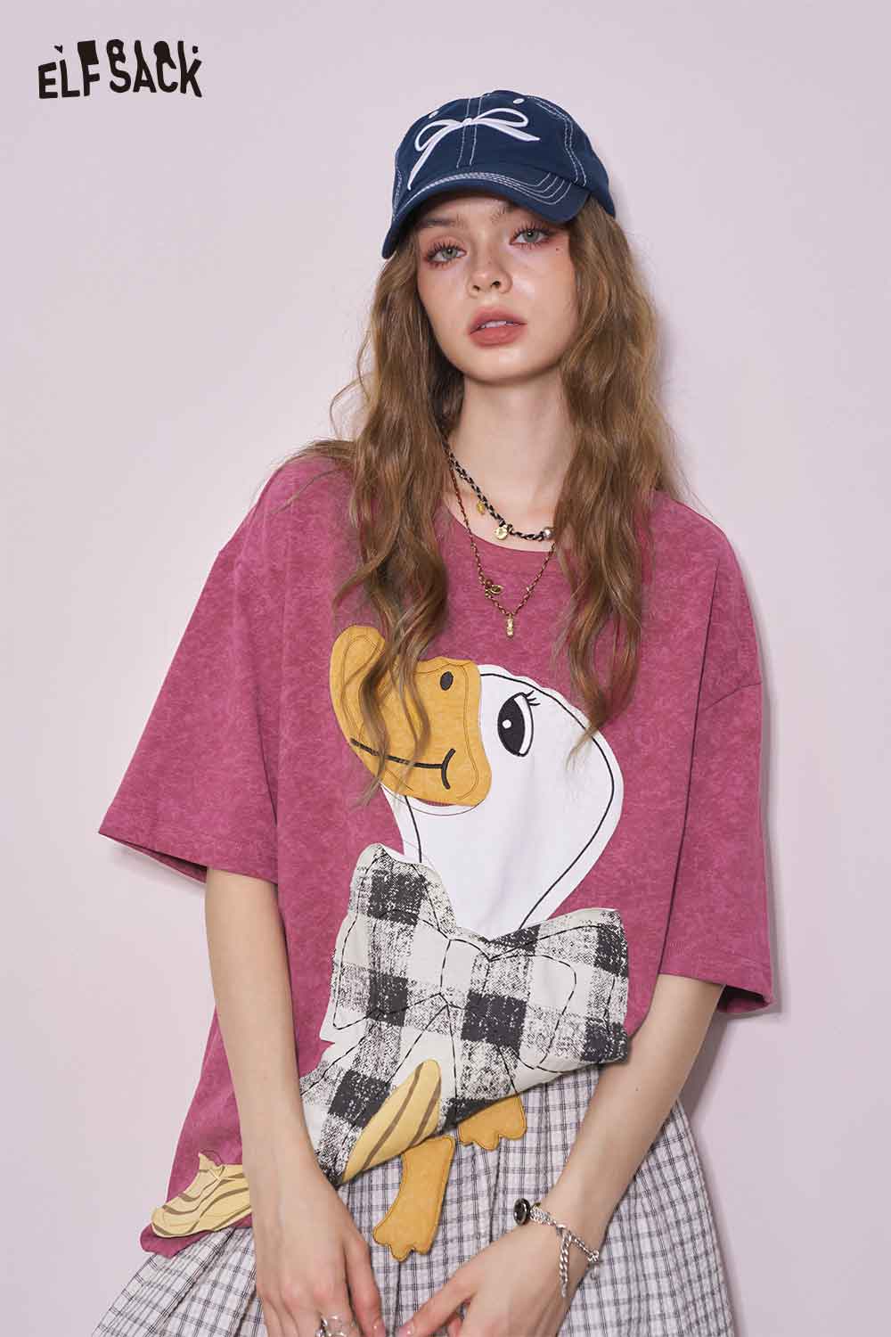 ELFSACK Cotton Heavy Duty Duck Graphic Short Sleeve T-shirt Unique Design Y2K Niche Top