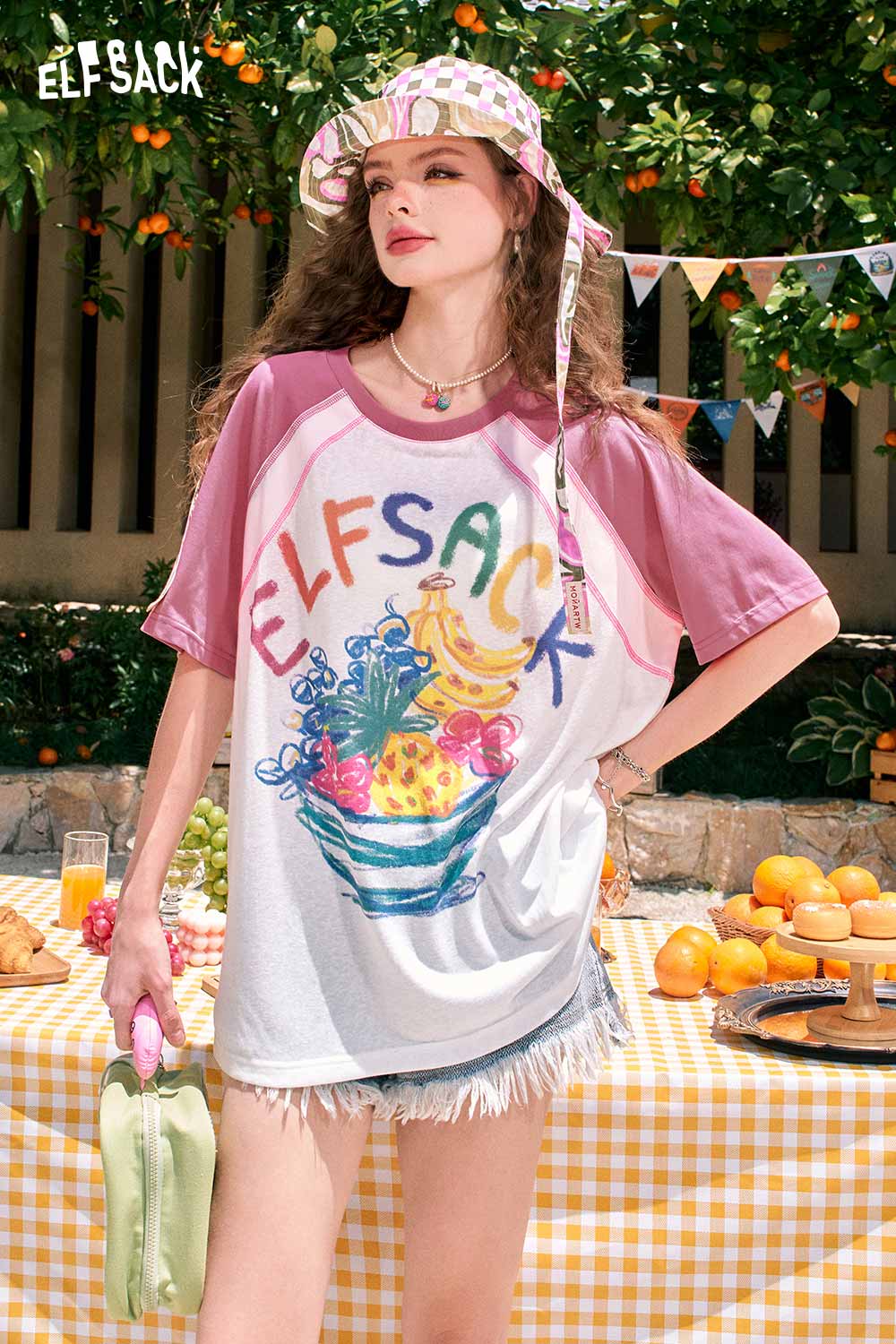 ELFSACK Cute Raglan T-Shirt With Fruit Graffiti Print