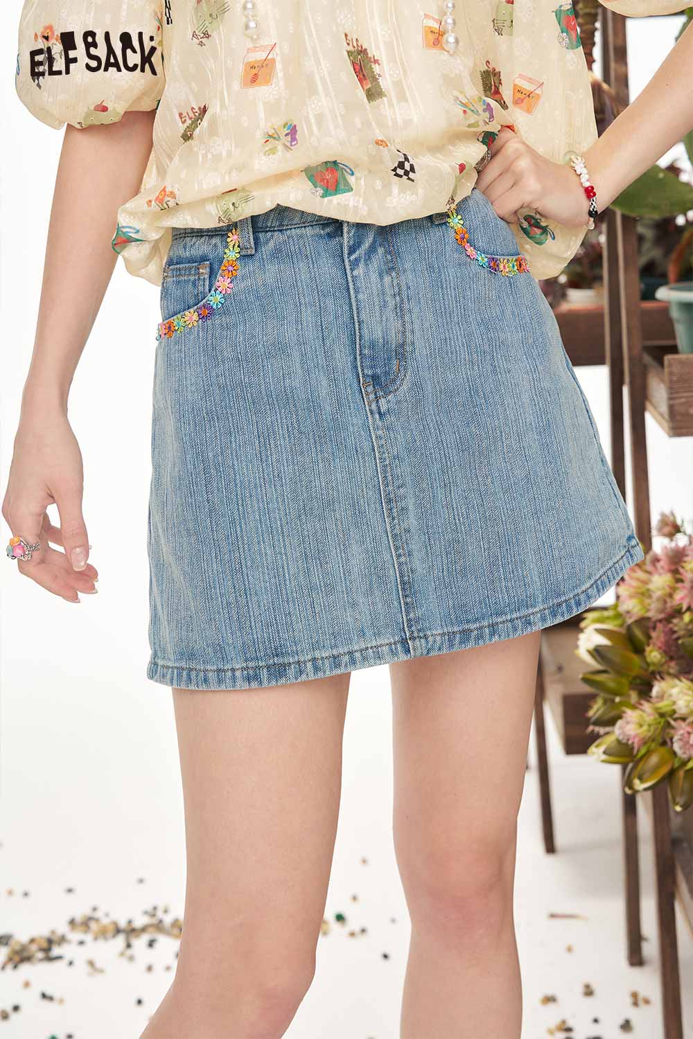 ELFSACK Denim Floral Embroidery Shorts