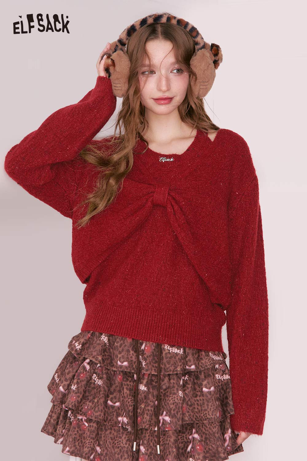 ELFSACK Sweet Solid Bow Embellished Cutout Neckline Sweater