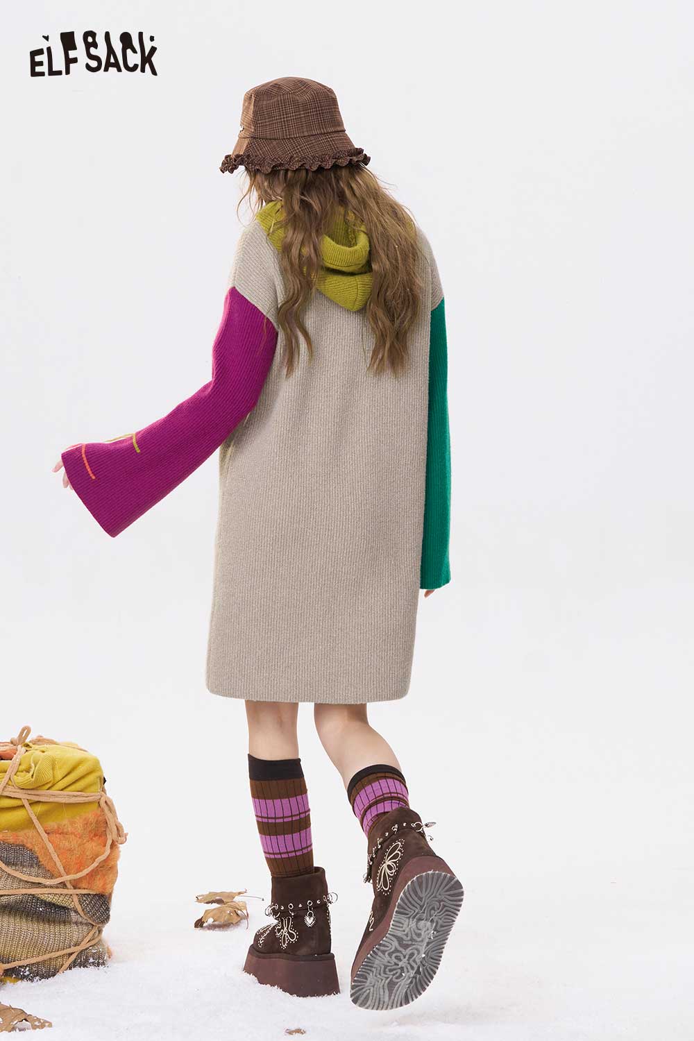 ELFSACK Cute Color Block Loose Embroidery Hooded Long Sleeve Dress