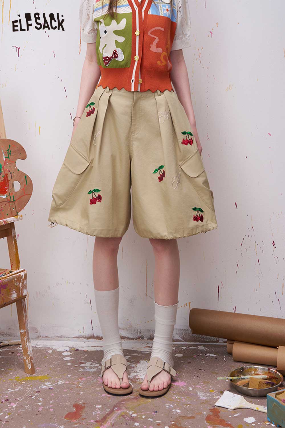 ELFSACK Embroidered Cherry Patch Sequin Bow Detail Jogger Pants