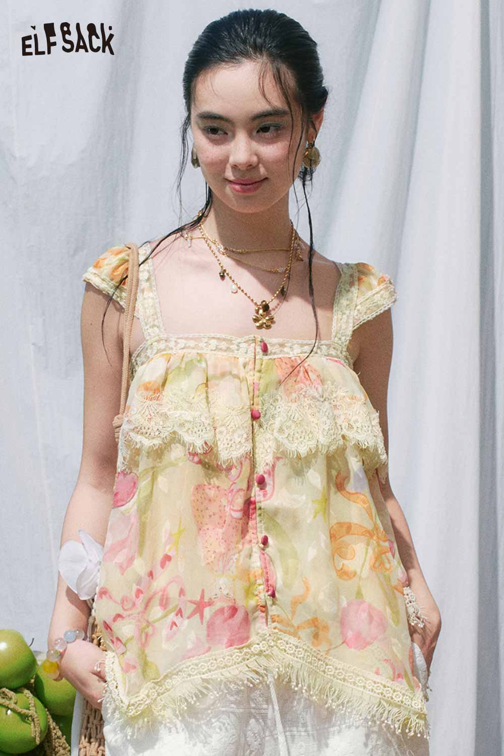 ELFSACK Floral Lace Trim Chiffon Camisole