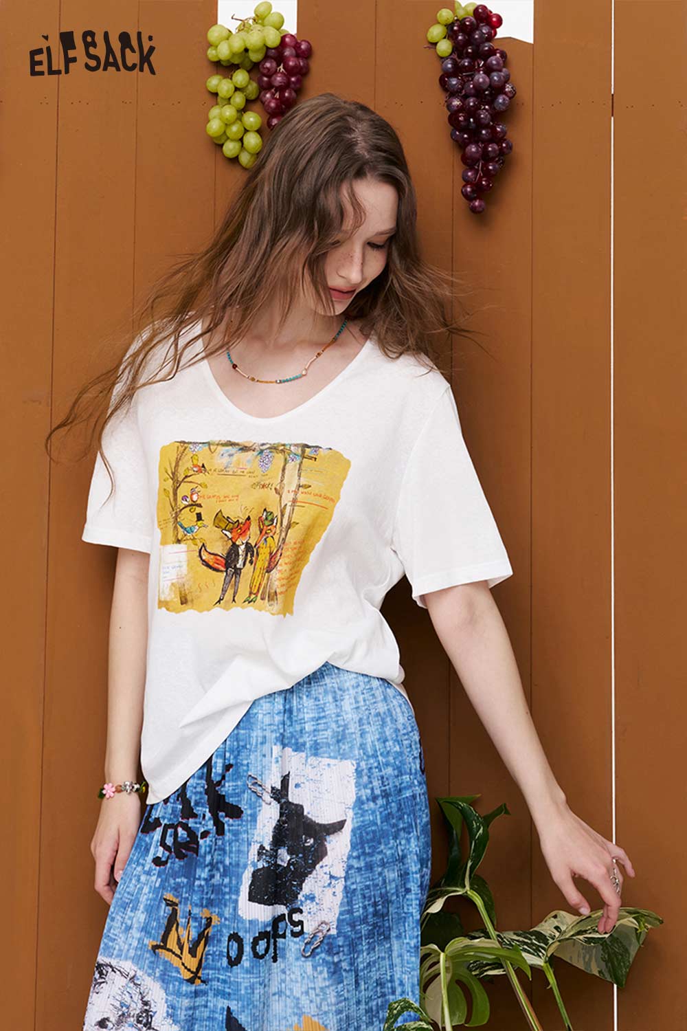 ELFSACK Fox Print White Oversized Tee