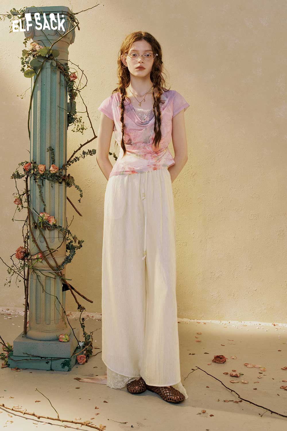 ELFSACK Gradient Floral Butterfly Mesh Tee