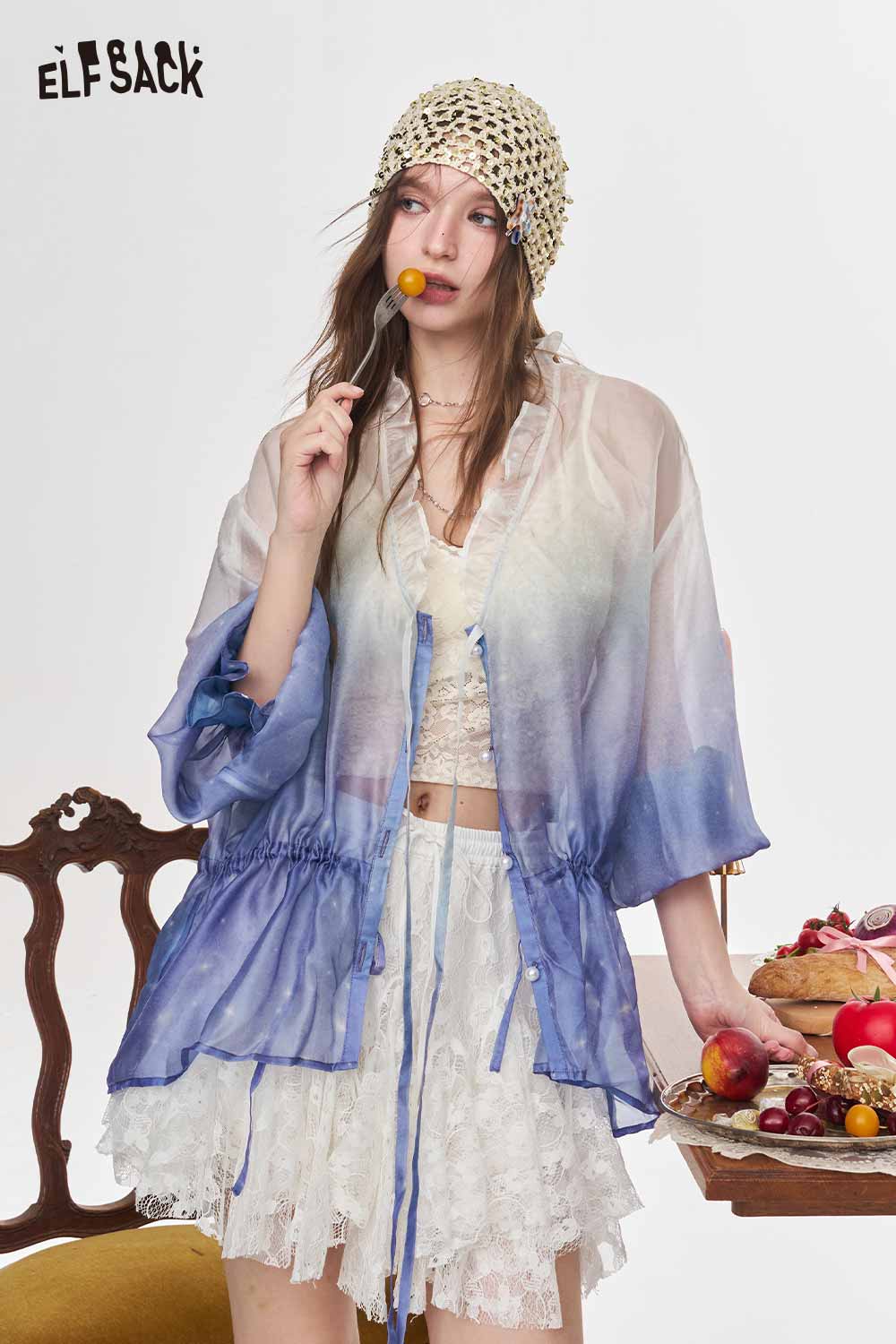 ELFSACK Gradient Ruffle V Neck Pearl Button Blouse