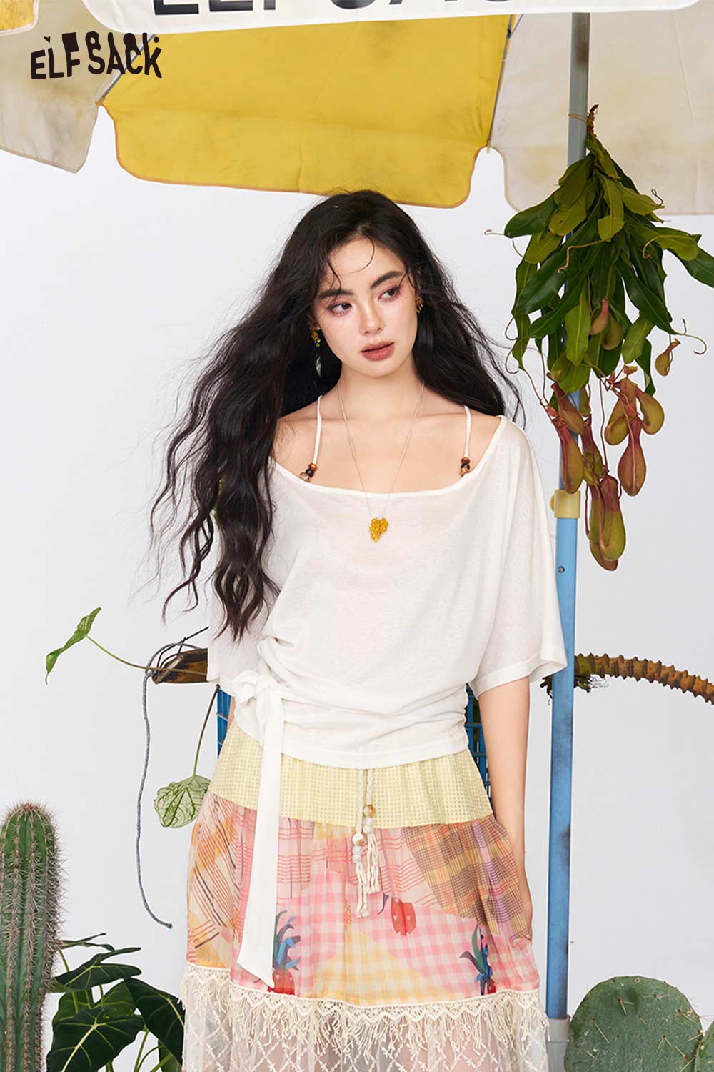 ELFSACK Halter Back Ruched Tie Crop Top