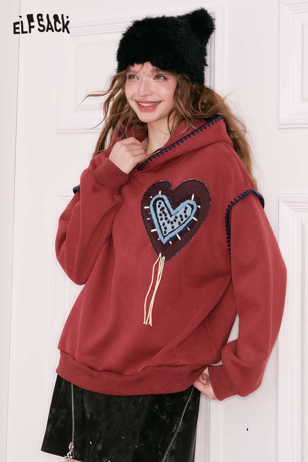 ELFSACK Loose Casual Solid Heart Graphic Collared Sweatshirt