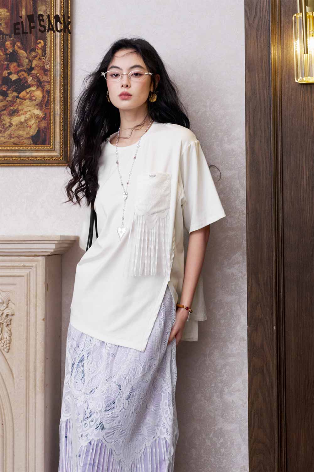 ELFSACK Lace Back Asymmetrical Hem Knit Tee