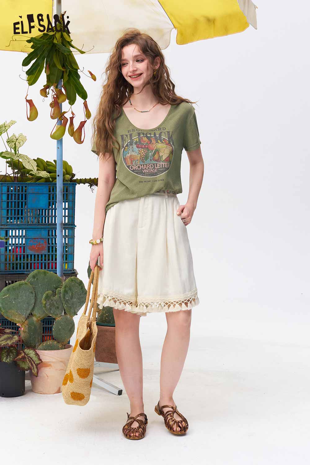 ELFSACK Lace Tassel Hem Wide Leg Shorts