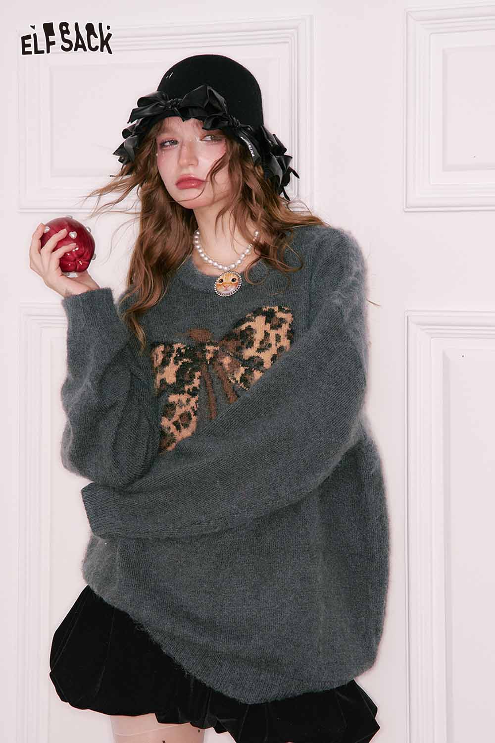 ELFSACK Casual Loose Leopard Bow Cherry Heart Graphic Sweater