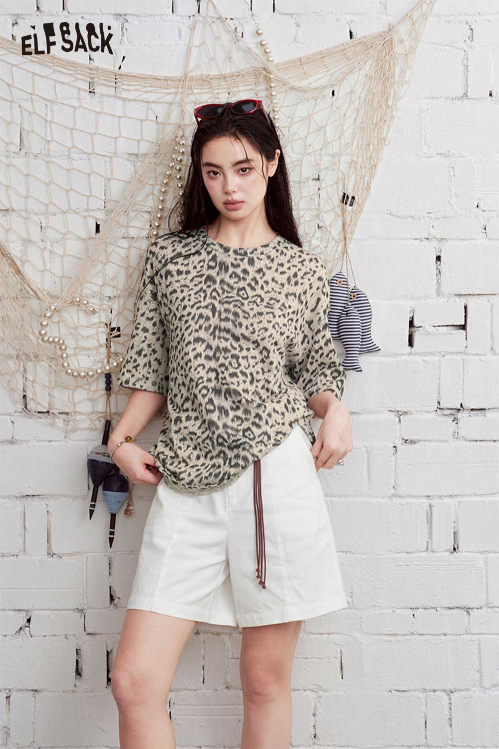 ELFSACK Leopard Print Round Neck Oversized T-Shirt