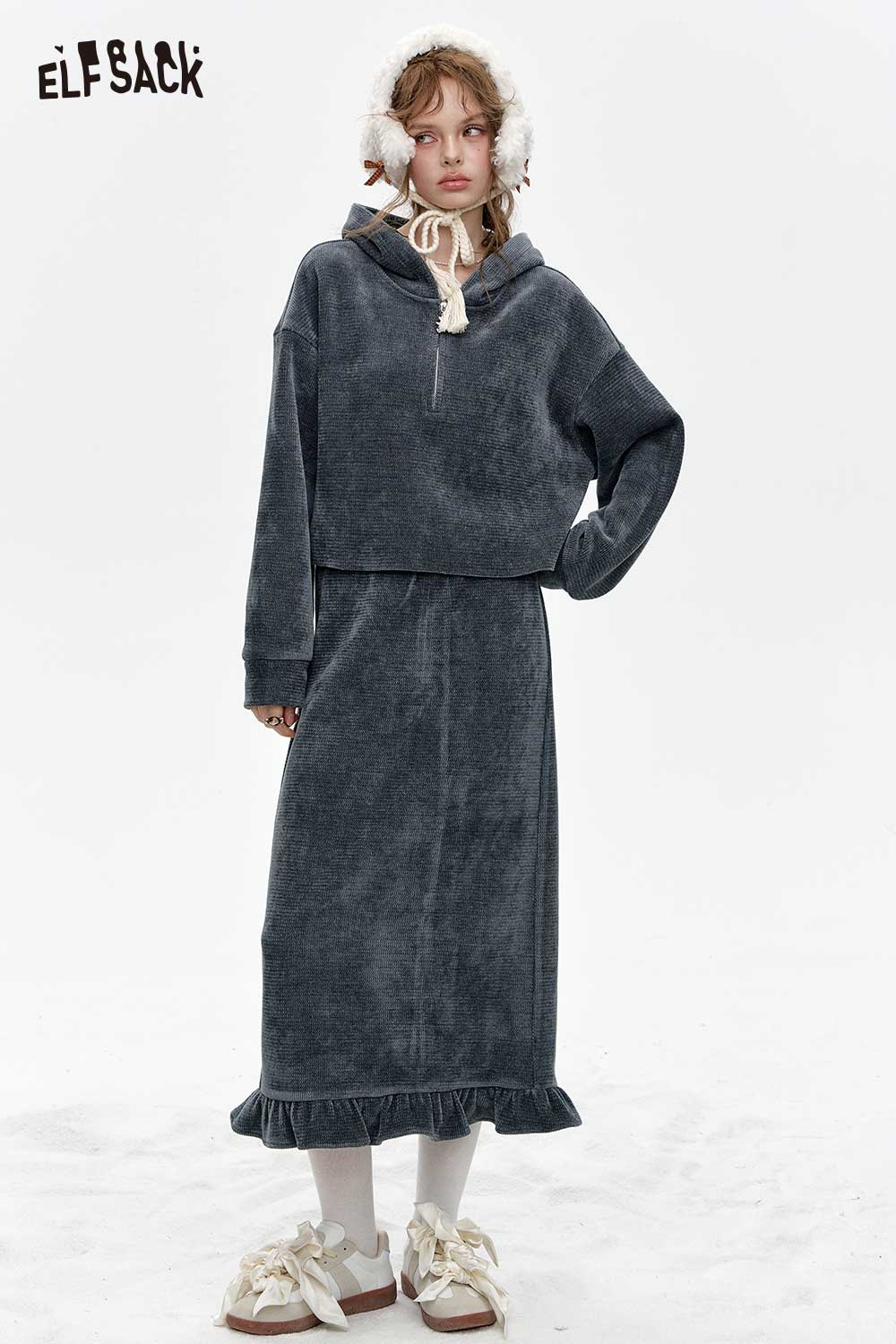 ELFSACK Light Miu Style Gray Chenille Hoodie Half Skirt Set