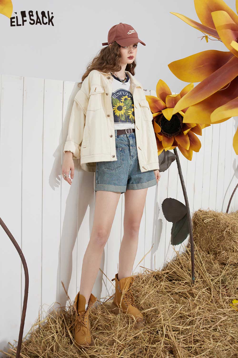 ELFSACK Light Vintage Denim High Waist A-Line Loose Shorts