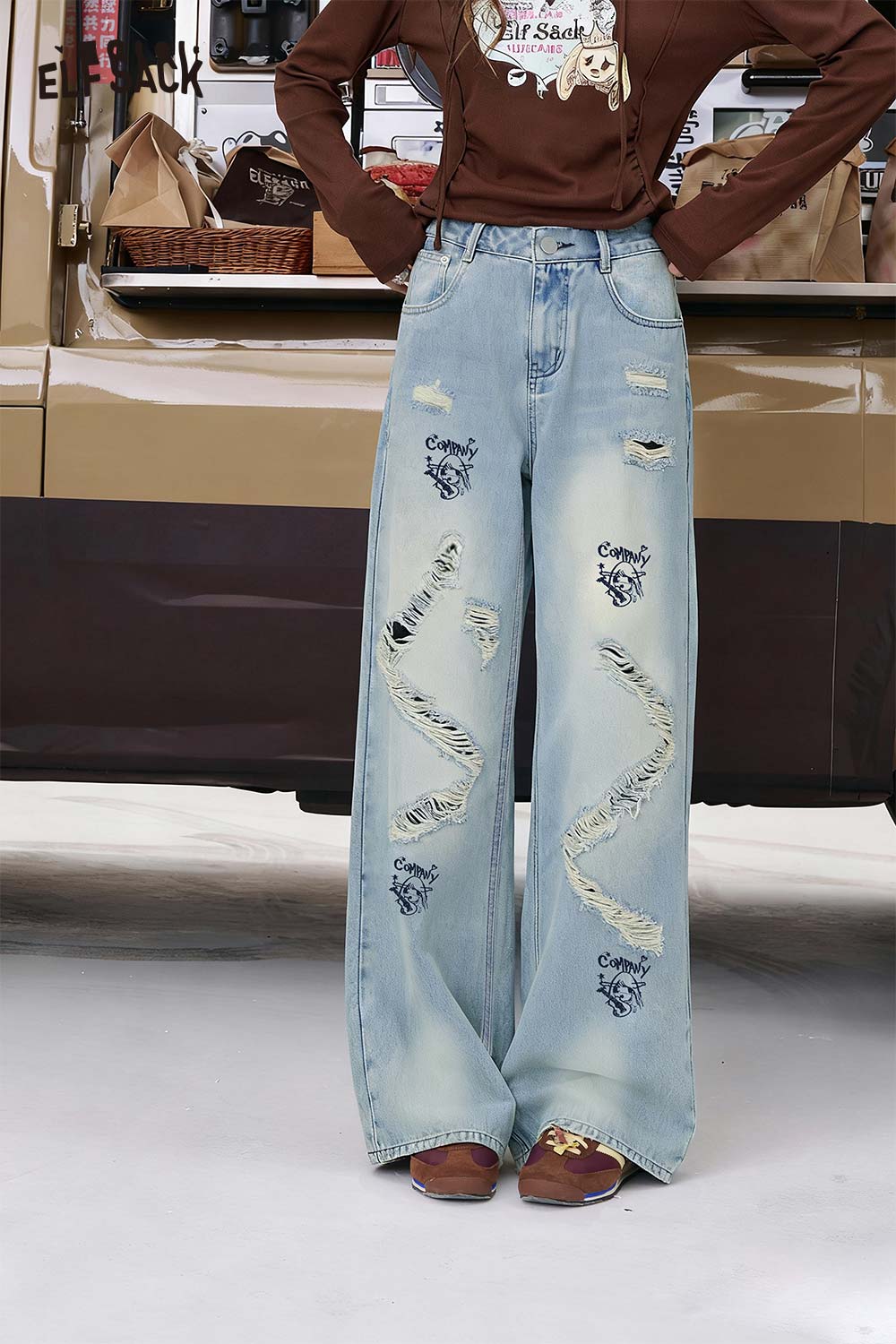 ELFSACK Loose Ripped Cartoon Graphic Straight Floor Length Jeans