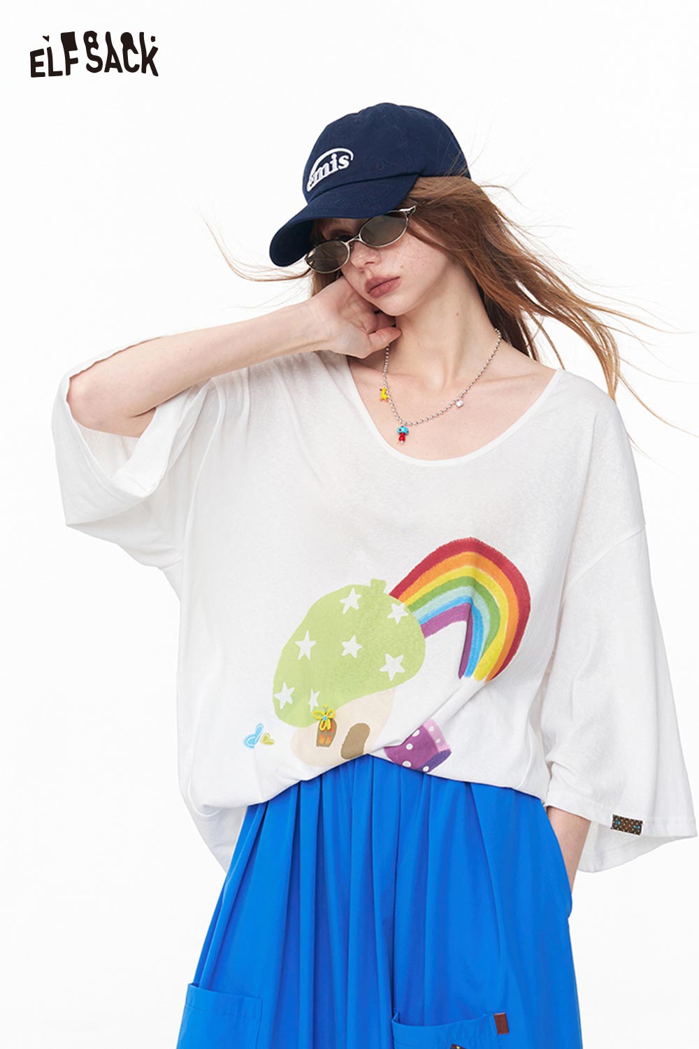 ELFSACK Mushroom Rainbow Print V-Neck T-Shirt