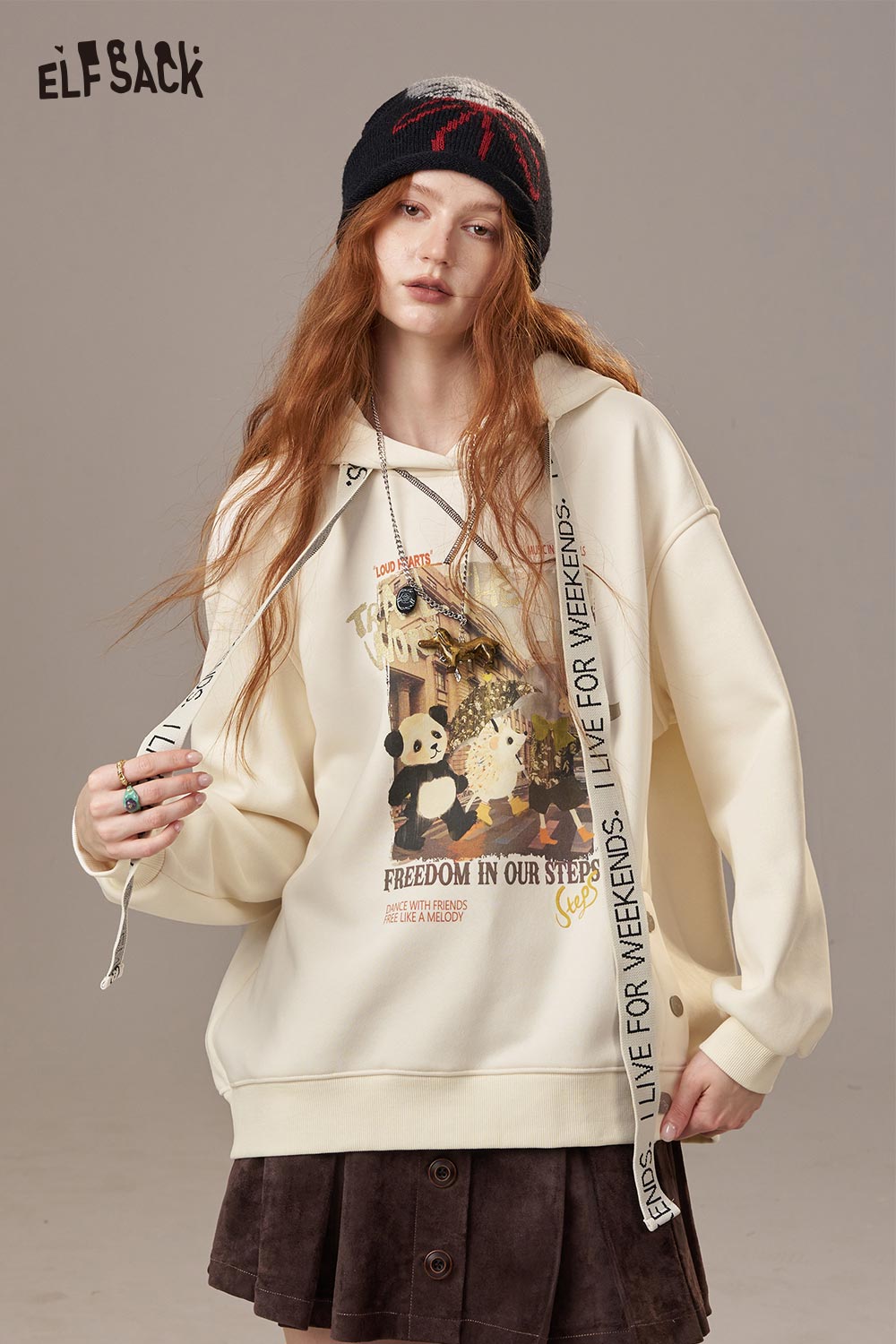 ELFSACK Cotton Blend Oil Painting Letter Print Hooded Sweatshirt