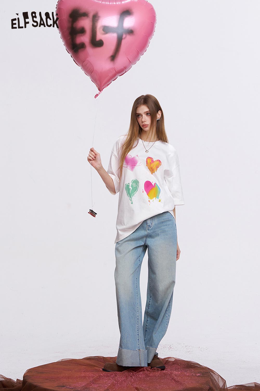 ELFSACK Oversized T Shirt with Colorful Heart Graffiti