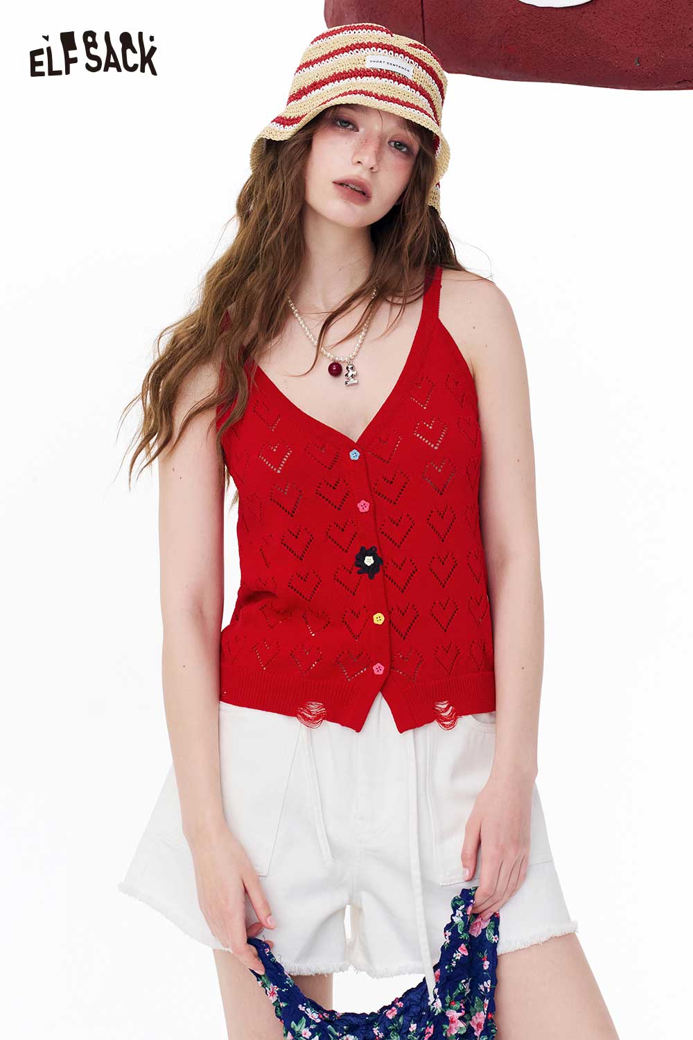 ELFSACK Red Heart Cutout Knit Tank Top