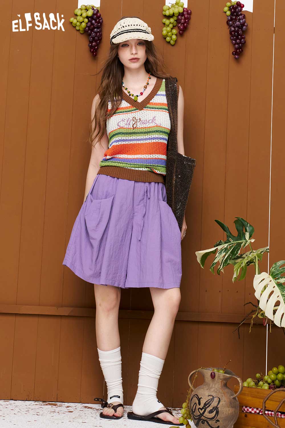 ELFSACK Retro Striped Embroidered Knit Vest