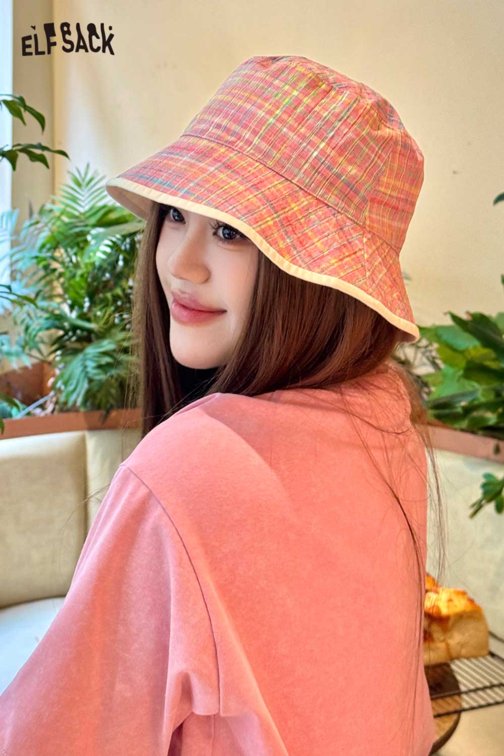 ELFSACK Reversible Plaid & Solid Bucket Hat