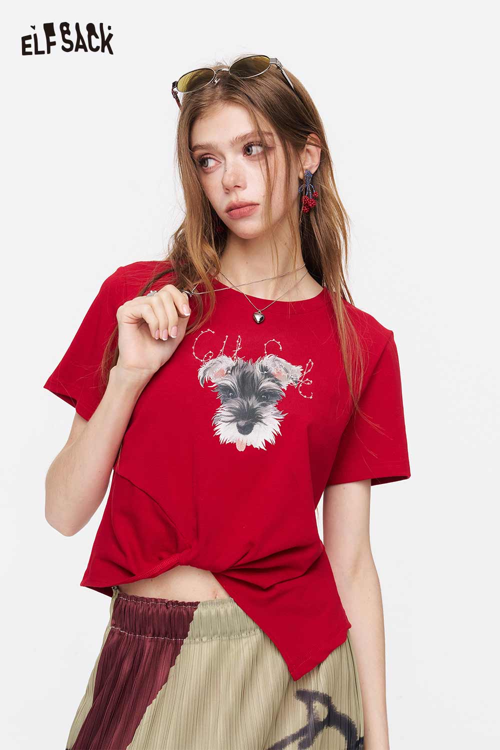 ELFSACK Schnauzer Print Cropped Twisted T-Shirt