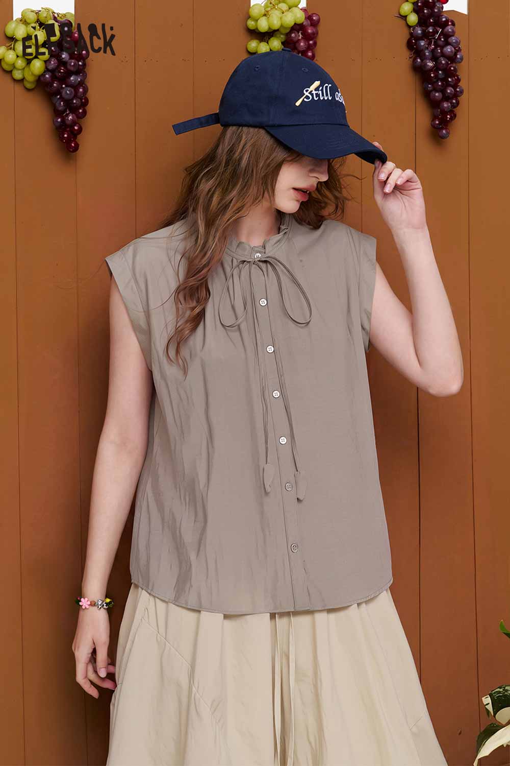 ELFSACK Sleeveless Tie-Neck Loose Fit Blouse