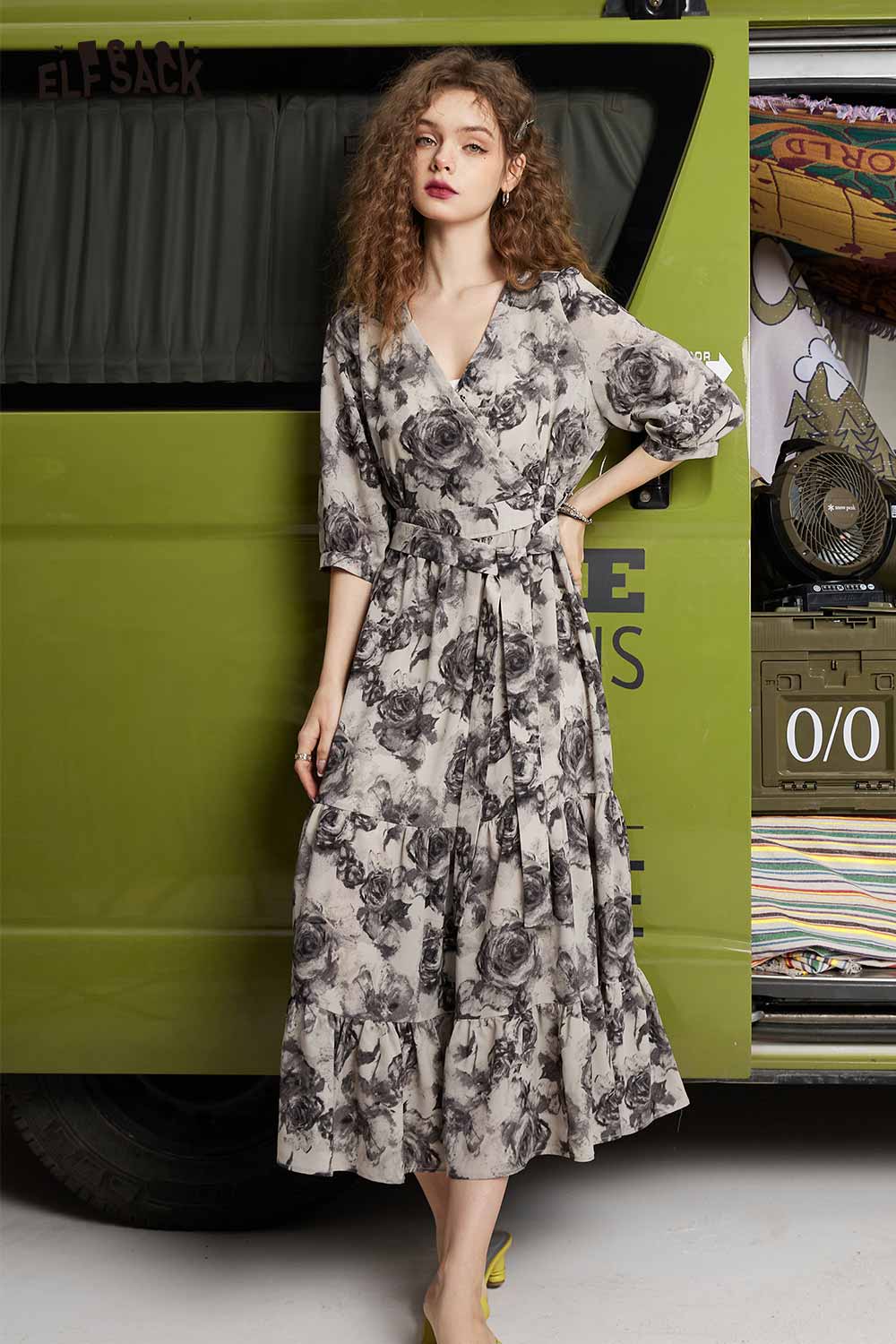 ELFSACK Soft Purple Floral Waist Slimming V Neck Dress