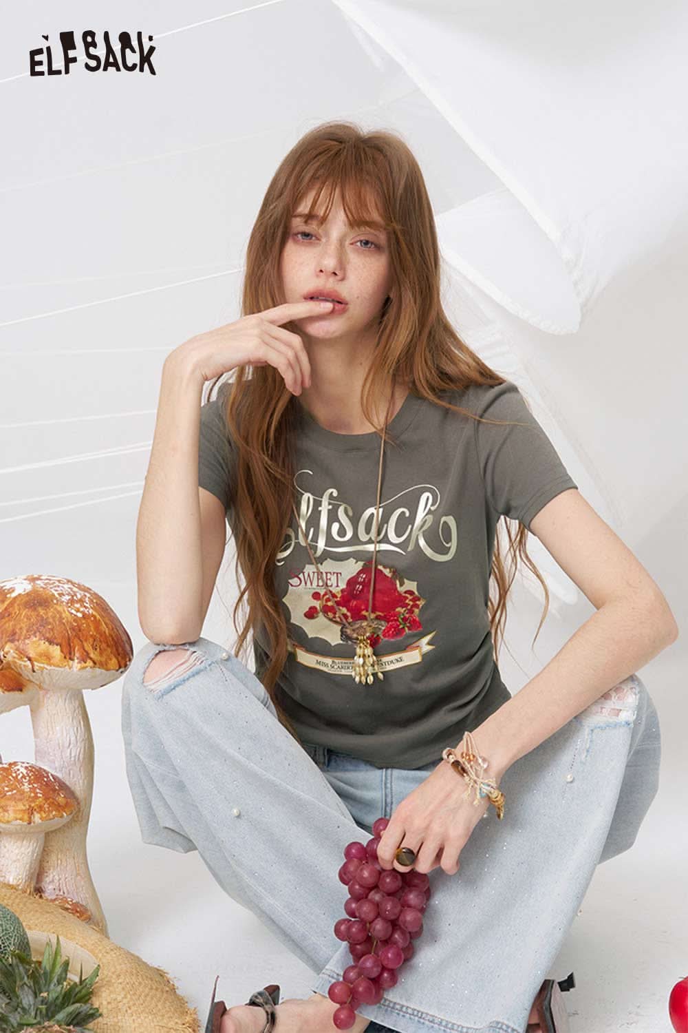 ELFSACK Strawberry Dessert Print Crop T-Shirt