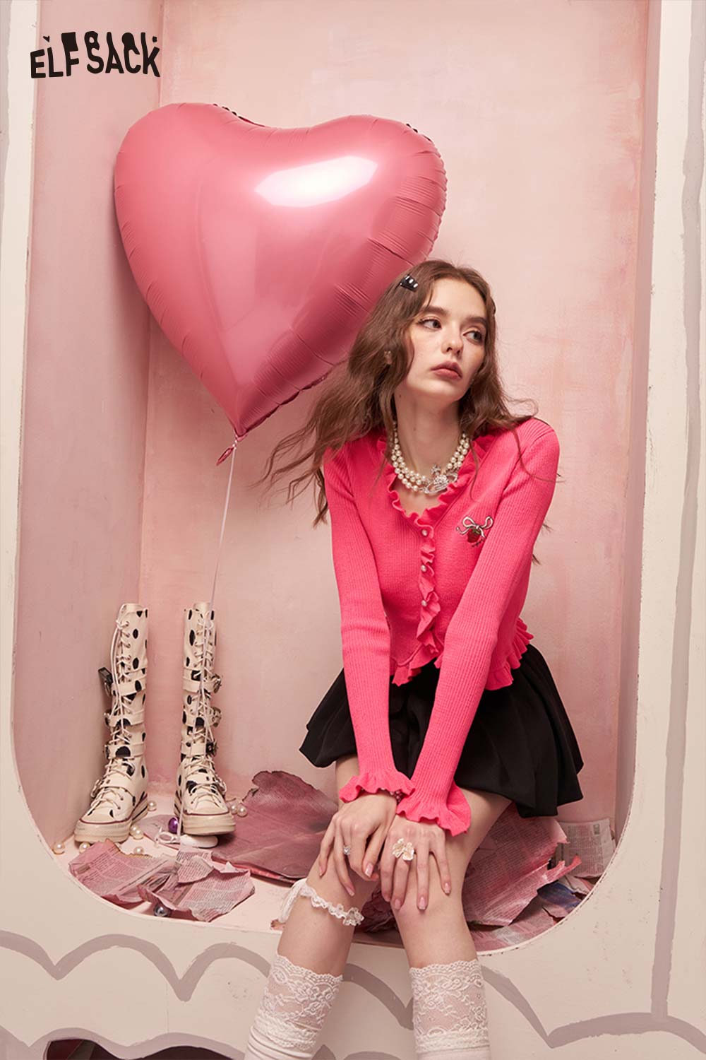 ELFSACK Soft Knitted Sweater With Ruffle Trim And Strawberry Embroidery