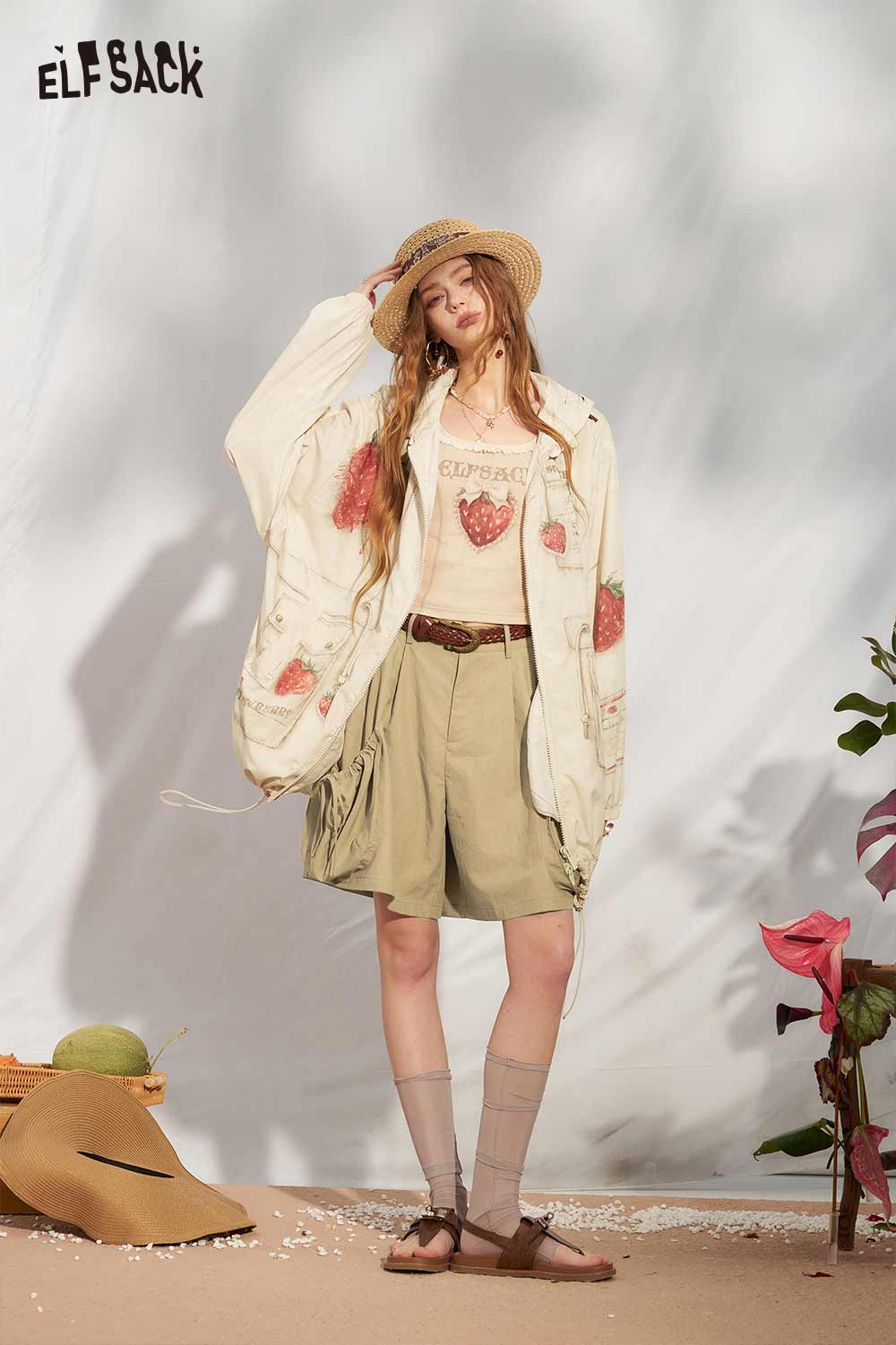 ELFSACK Strawberry Print Gothic Hooded Jacket