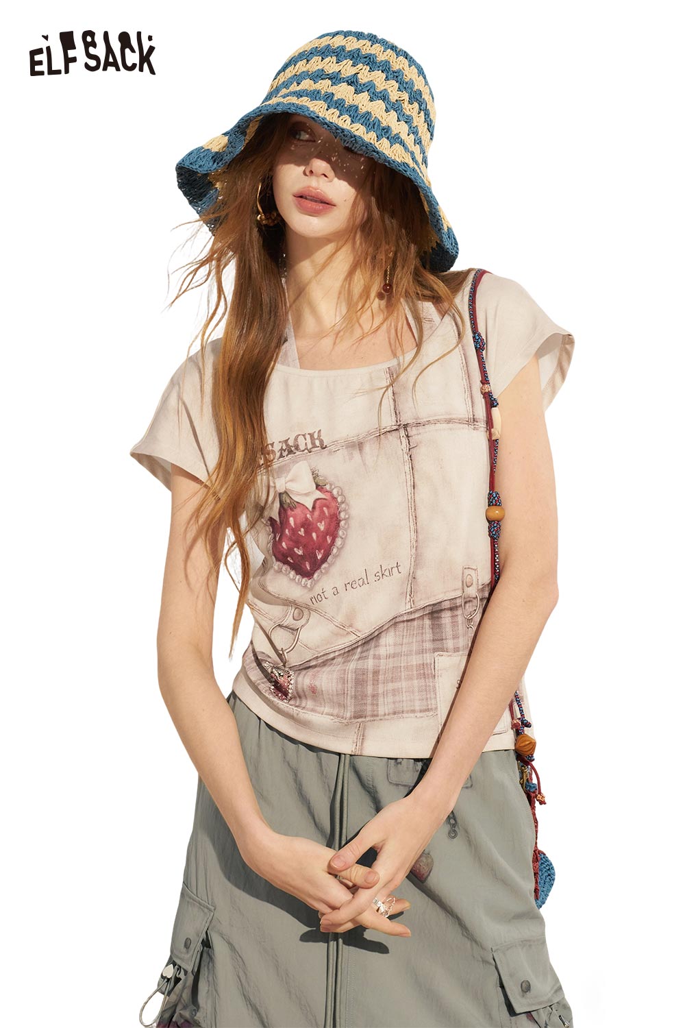 ELFSACK Strawberry Print Halter Fake Two Piece Tee